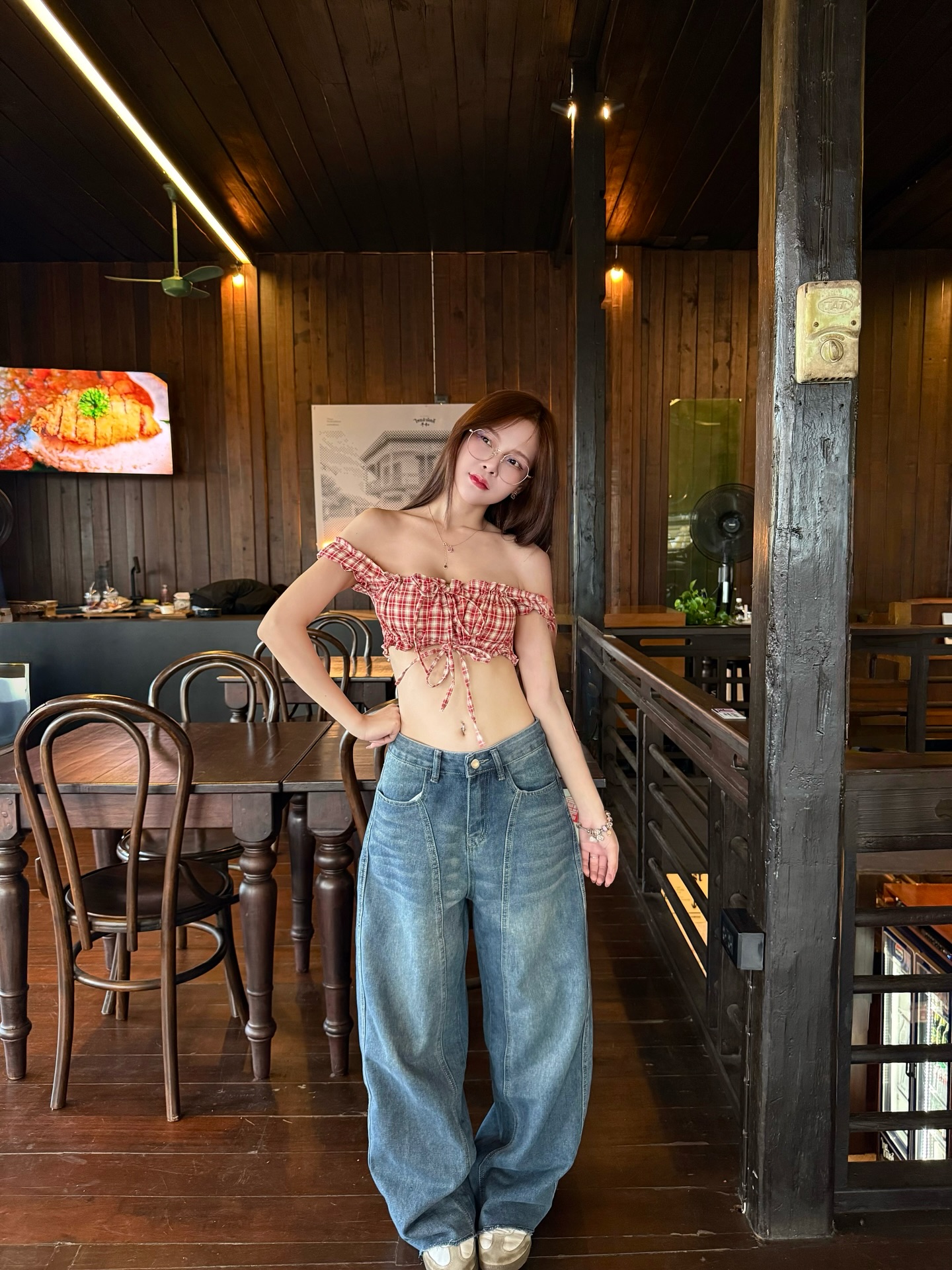 น้องฟ้าโหนกระแส เจ้าของPAWI BRANDเสื้อผ้า